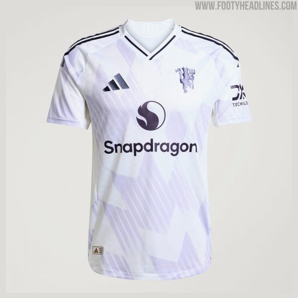 Man United 25-26 Away Jersey